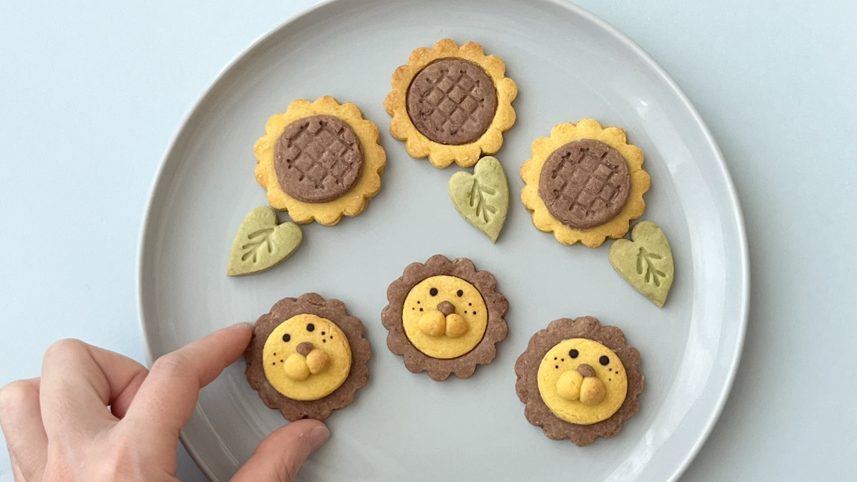 ひまわりライオンクッキー型で作ったクッキー